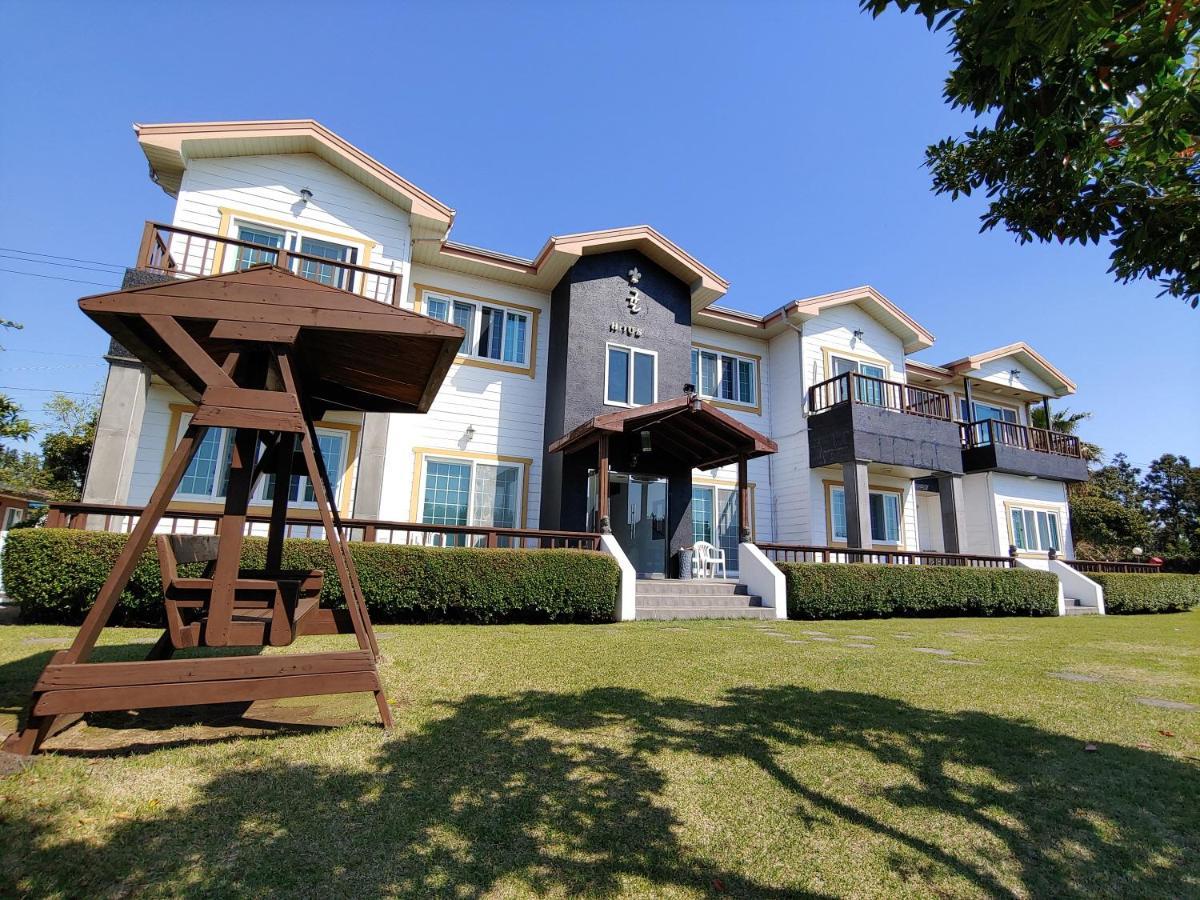 Gyulhouse Pension Seogwipo Zewnętrze zdjęcie
